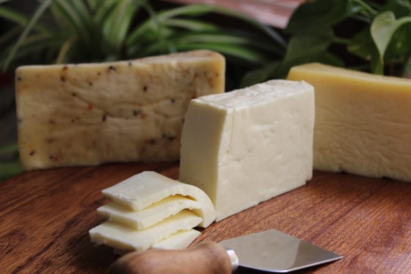 Artisan Cheese: Exploring Innovative Dairy Delights from Local Producers